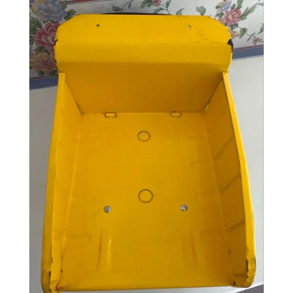 Vintage Tonka Construction Yellow Dump Truck Pressed Steel Toy 13.5 Inch
